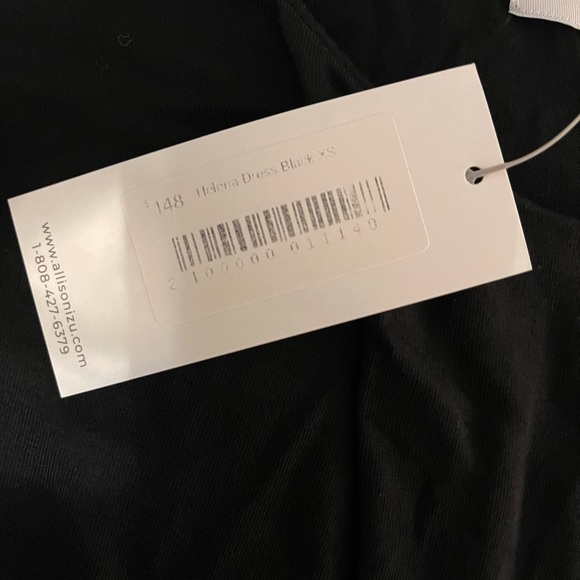 Alison Izu dress - Picture 5 of 5